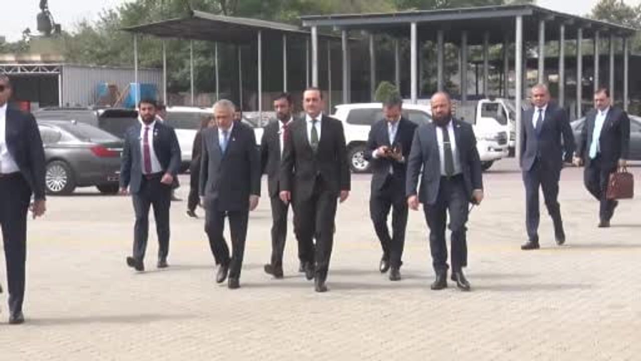 ABD heyeti İslamabad'da: İran'la Pakistan ev sahipliğinde müzakereler başlıyor