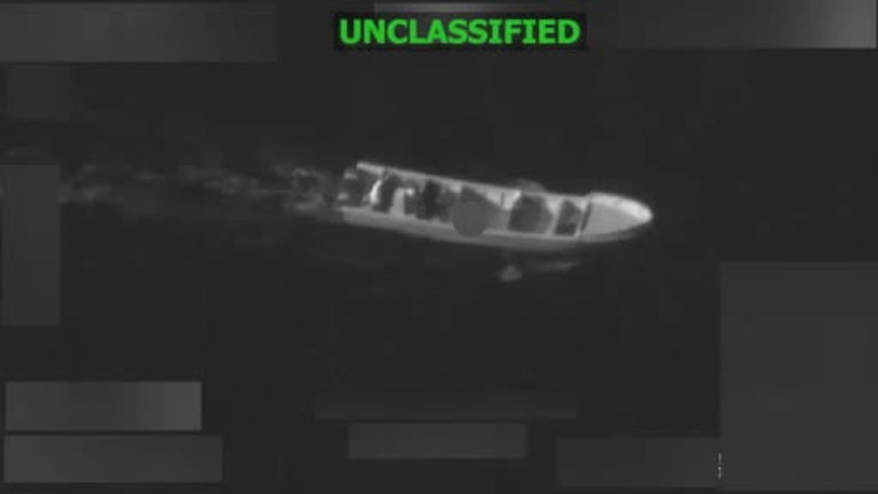 ABD ordusu, Doğu Pasifik'te uyuşturucu taşıdığı belirlenen iki tekneye saldırdı: En az 5 ölü