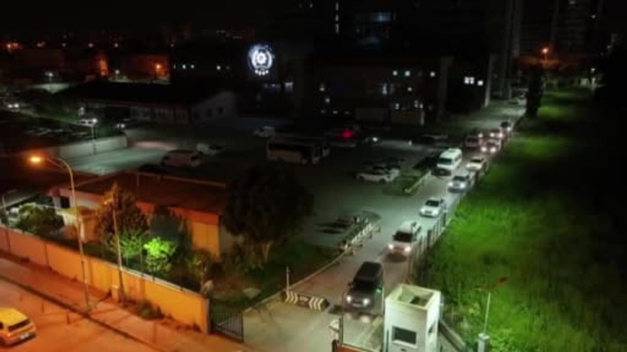Adana'da narkotik operasyonu: Seyhan'da 15 şüpheli gözaltına alındı