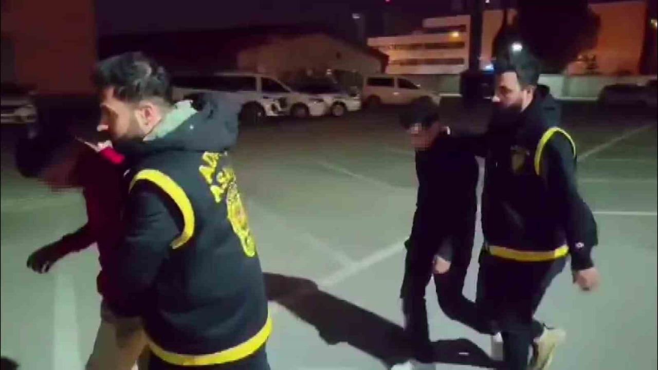 Adana'da öldürülen PVC ustasının eşi: Azmettiricilerin yakalanmasını istiyor