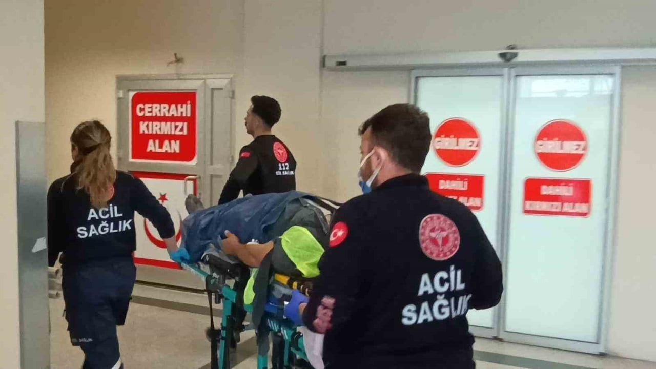 Adıyaman'da inşaat iskelesi çöktü: Bir işçi yaralandı