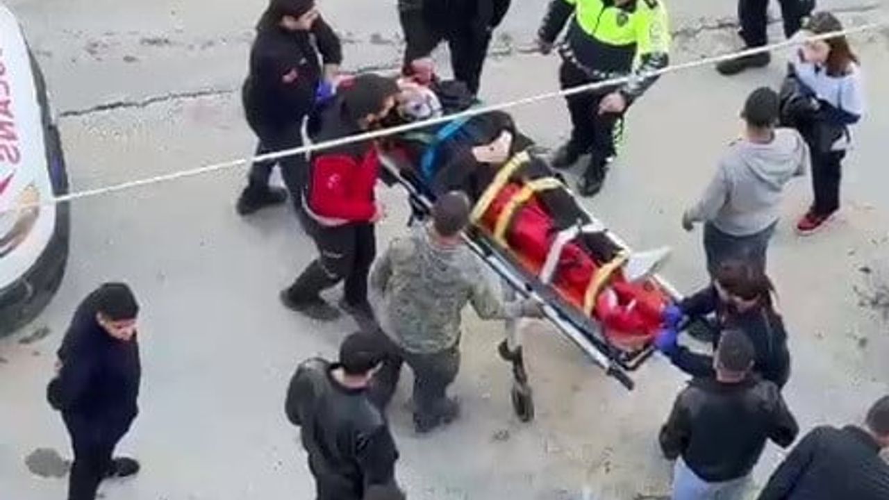 Adıyaman'da motosiklet park halindeki otomobile çarptı: 1 yaralı