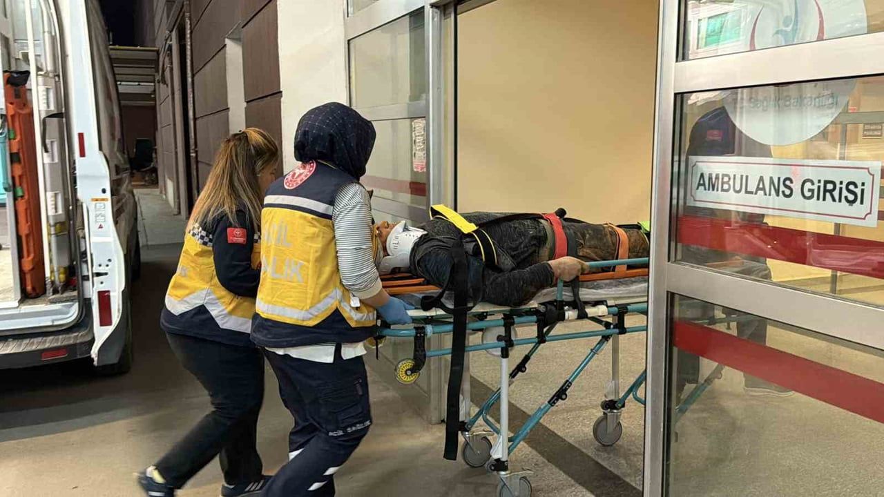 Adıyaman Kömür Beldesi'nde maden işçisi yüksekten düşerek yaralandı