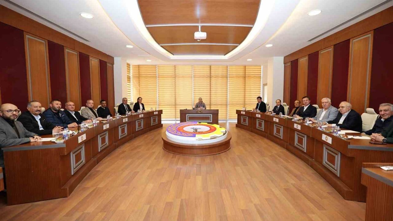 Afyon mermerinin kalitesi doğrulandı — Haziran fuarı hazırlıkları sürüyor