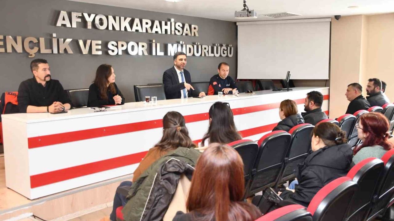 Afyonkarahisar Kentsel Arama ve Kurtarma Ekibi’nin akreditasyon hazırlıkları: Bilgilendirme ve afet-yangın eğitimi düzenlendi