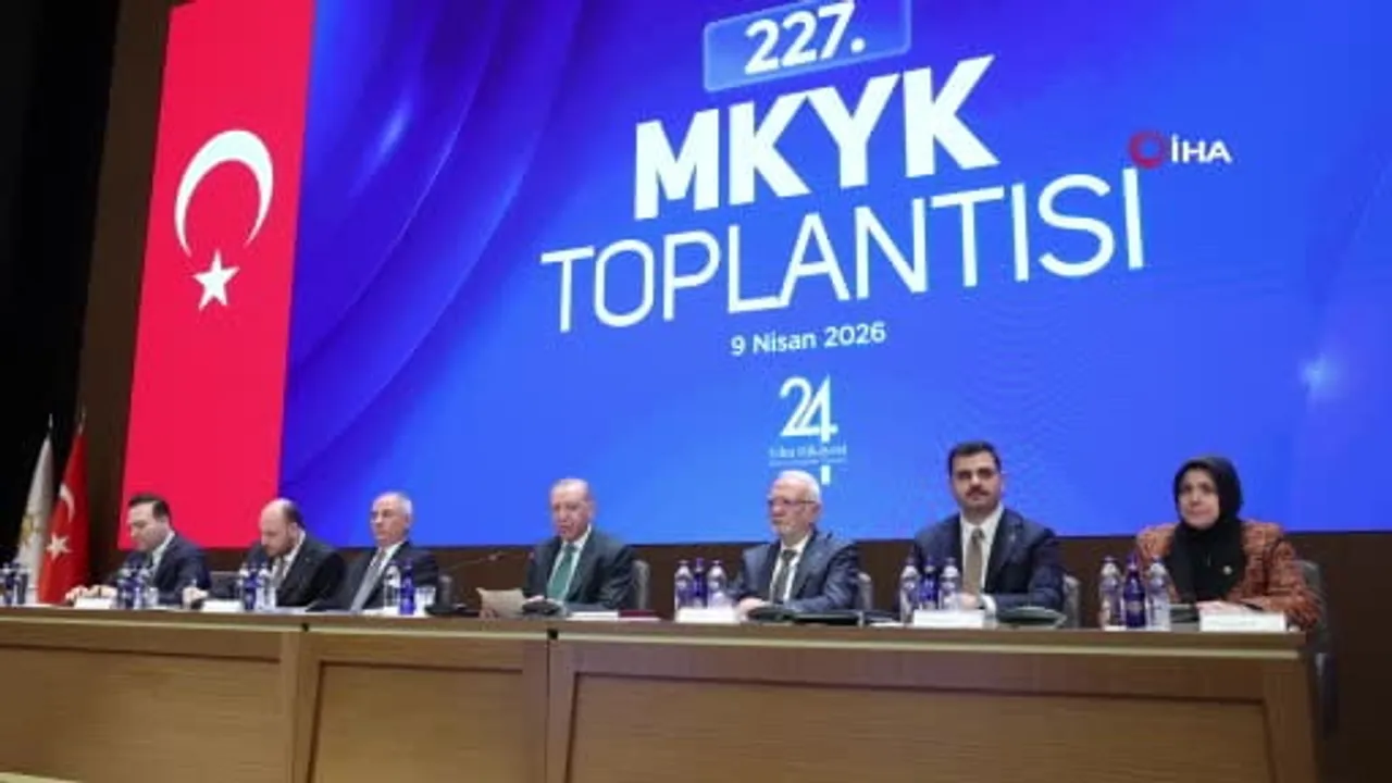 AK Parti MKYK Toplantısı Erdoğan Başkanlığında AK Parti Genel Merkezi'nde Başladı