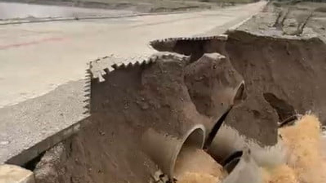 Akdağ Tabiat Parkı’na çıkan yol aşırı yağış sonrası çöktü