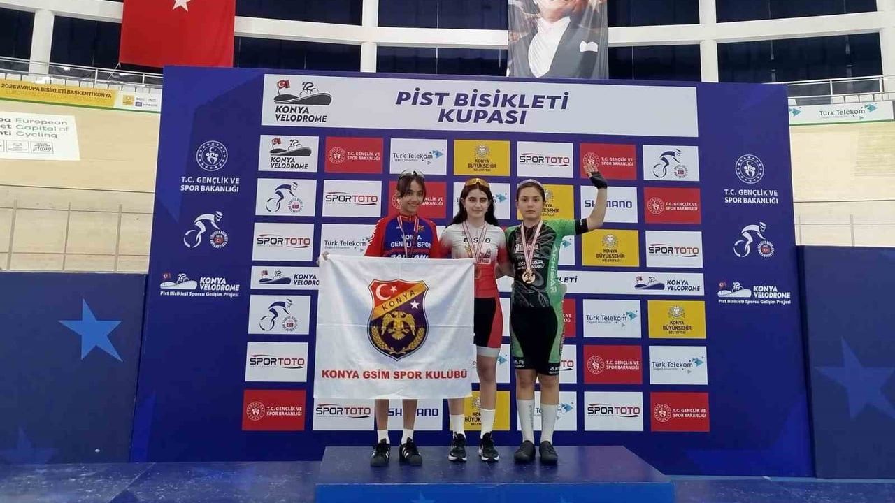 Akhisarlı sporcular Konya’da Pist Ligi 1. Ayağında 5 madalya kazandı