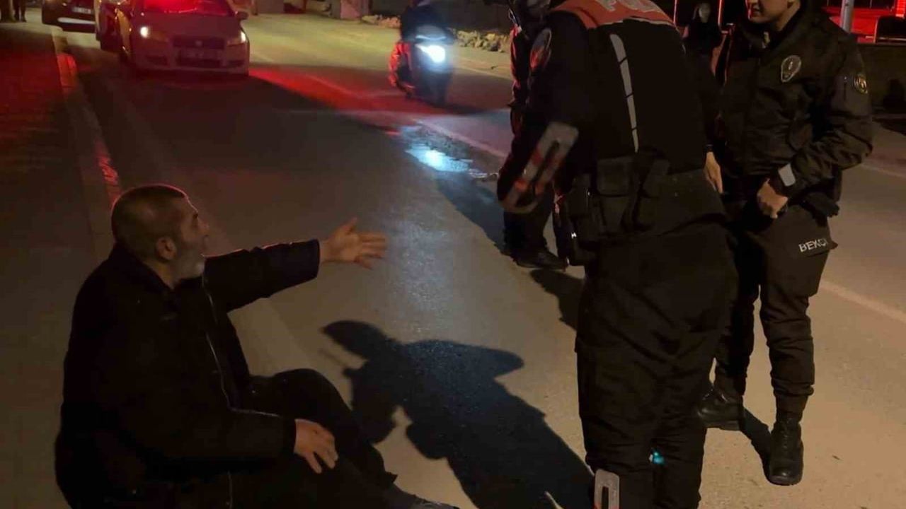 Aksaray'da mahkeme kararı sonrası komşular arasında kavga: 2 yaralı