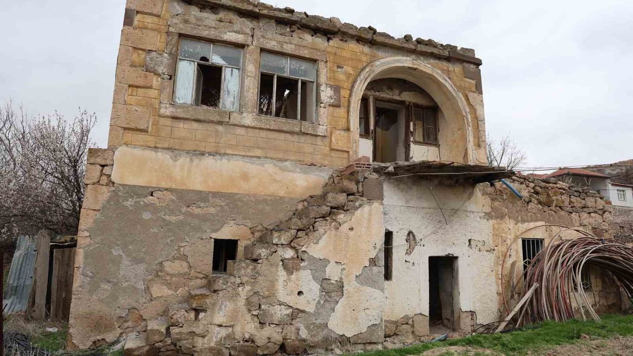 Aksaray’ın Gücünkaya köyünde 1985 yapımı 'Keriz' filminin izleri 41 yıl sonra da sürüyor