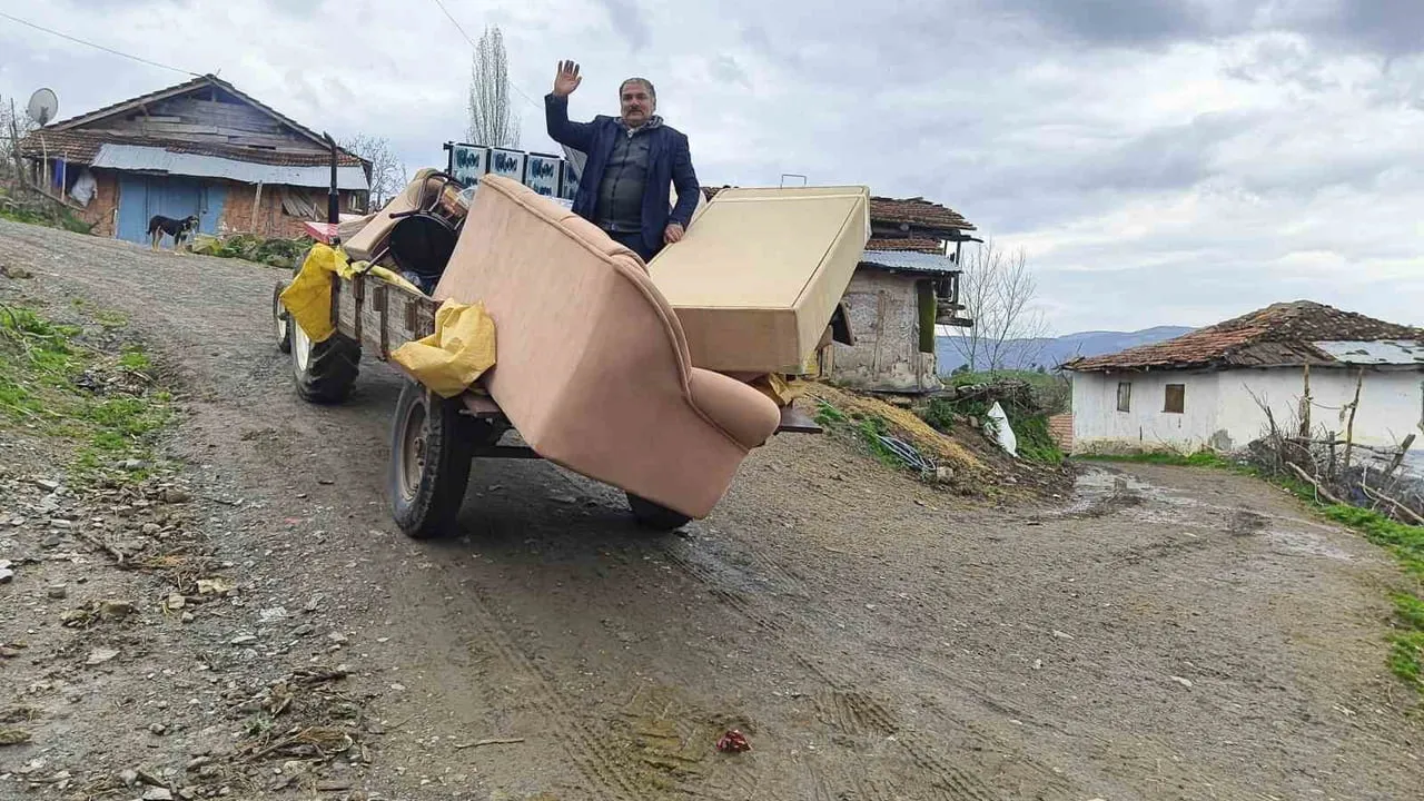 Alaçam Gümüşova Mahallesi'ne 3 kamyonluk yardım: Bafra Umut Derneği ve gönüllülerden örnek dayanışma