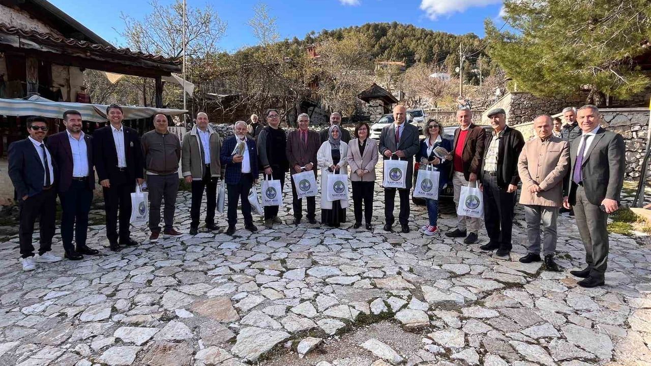 ALKÜ'de çalıştay: Akseki'nin yerel kalkınma potansiyeli ele alındı