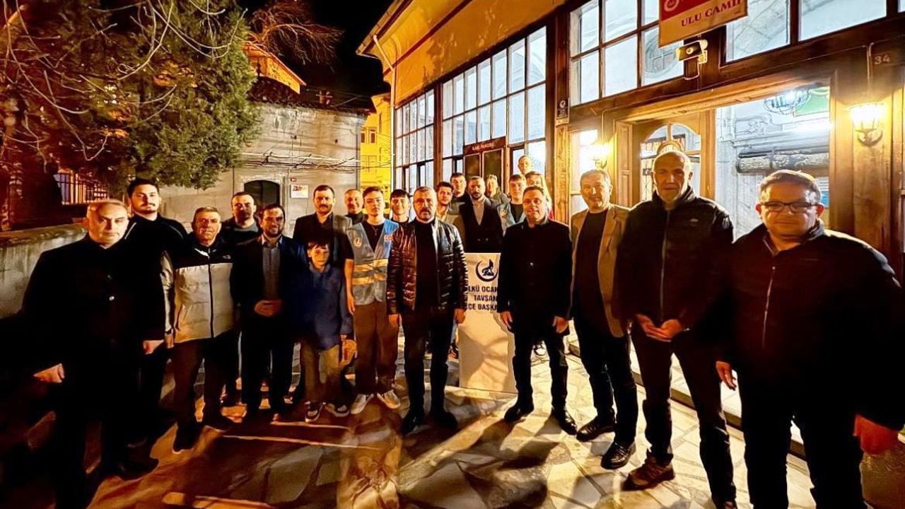 Alparslan Türkeş, Tavşanlı’da 29’uncu yılında Ulu Cami’de dualarla anıldı