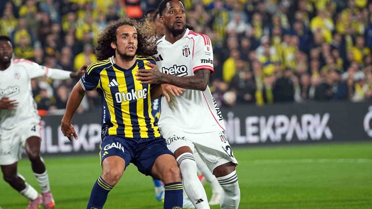 Amir Murillo, Fenerbahçe derbisinde kafa travması şüphesiyle hastaneye götürüldü