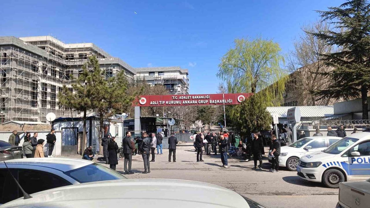 Ankara'daki Kuzey Çevreyolu kazasında 5 can kaybı; iki kişinin kimliği belirlendi