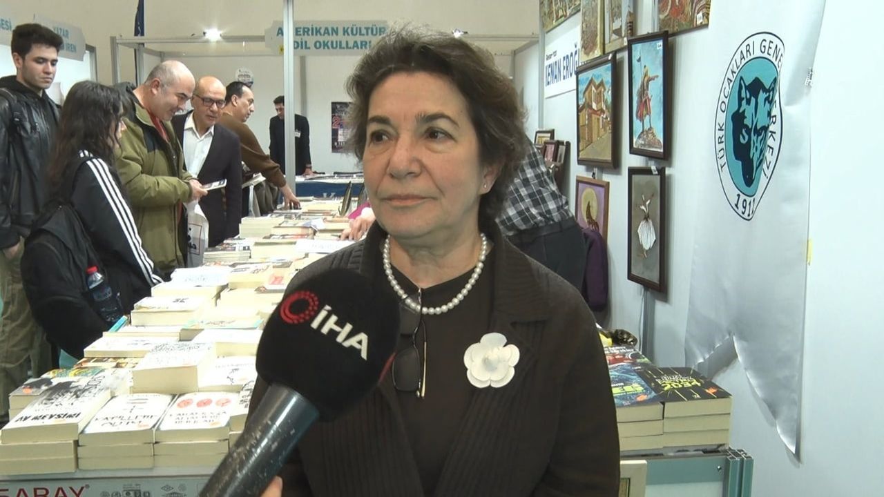 Ankara Kitap Fuarı'nın son günü: Askıda kitap uygulaması ve etkinlik yoğunluğu