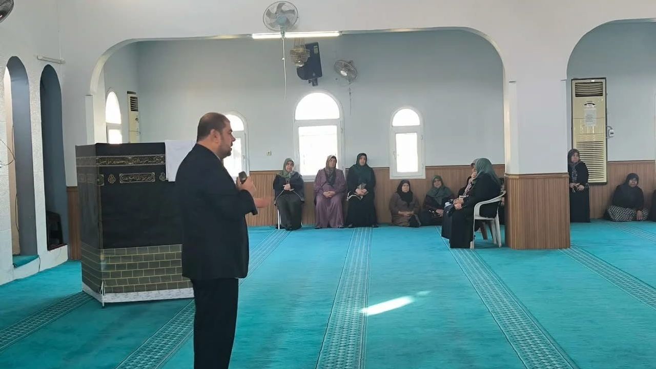 Antakya ve Reyhanlı'da Hac Seminerleri: Hacı Adaylarına Teknik ve Manevi Hazırlık