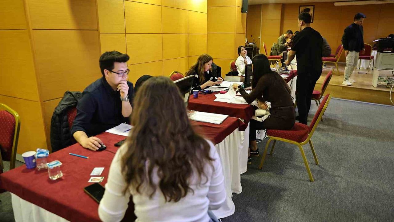 Antalya Büyükşehir Belediyesi 90 Zabıta Memuru Alımı: Başvurular ve Evrak Teslim Süreci Sürüyor