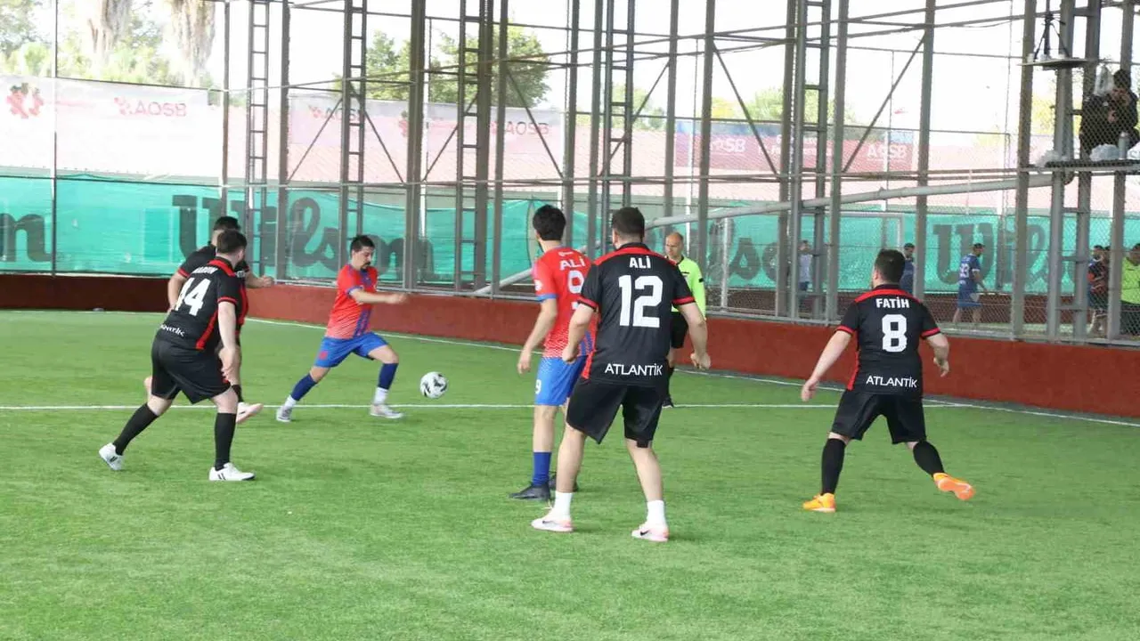 AOSB Futbol Turnuvası'nda ilk hafta tamamlandı: 12’ncisi 29 Mart'ta başladı