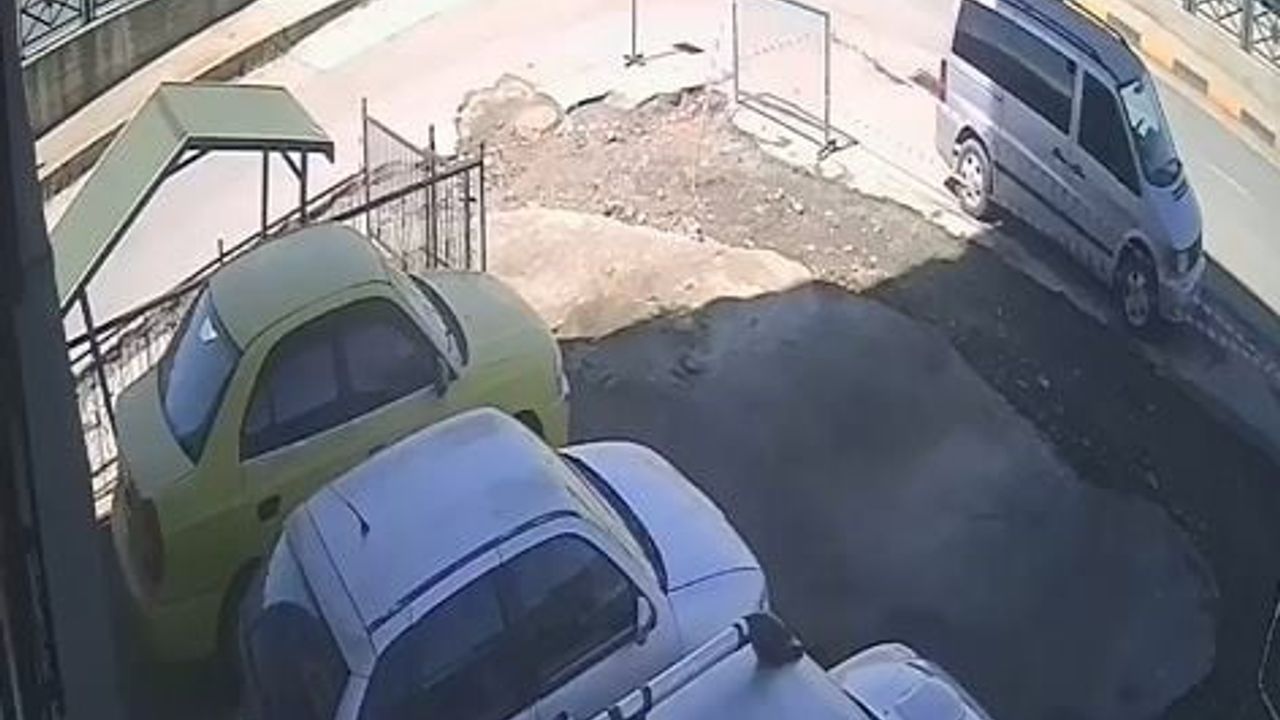 Arhavi'de motosiklet kazası: Eren Karamahmutoğlu'nun yaşamını yitirdiği anlar kamerada