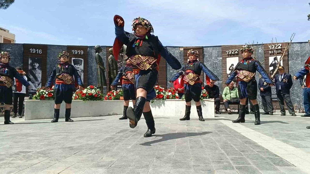 Atatürk’ün Aliağa’ya Gelişinin 92. Yıldönümü Törenlerle Anıldı