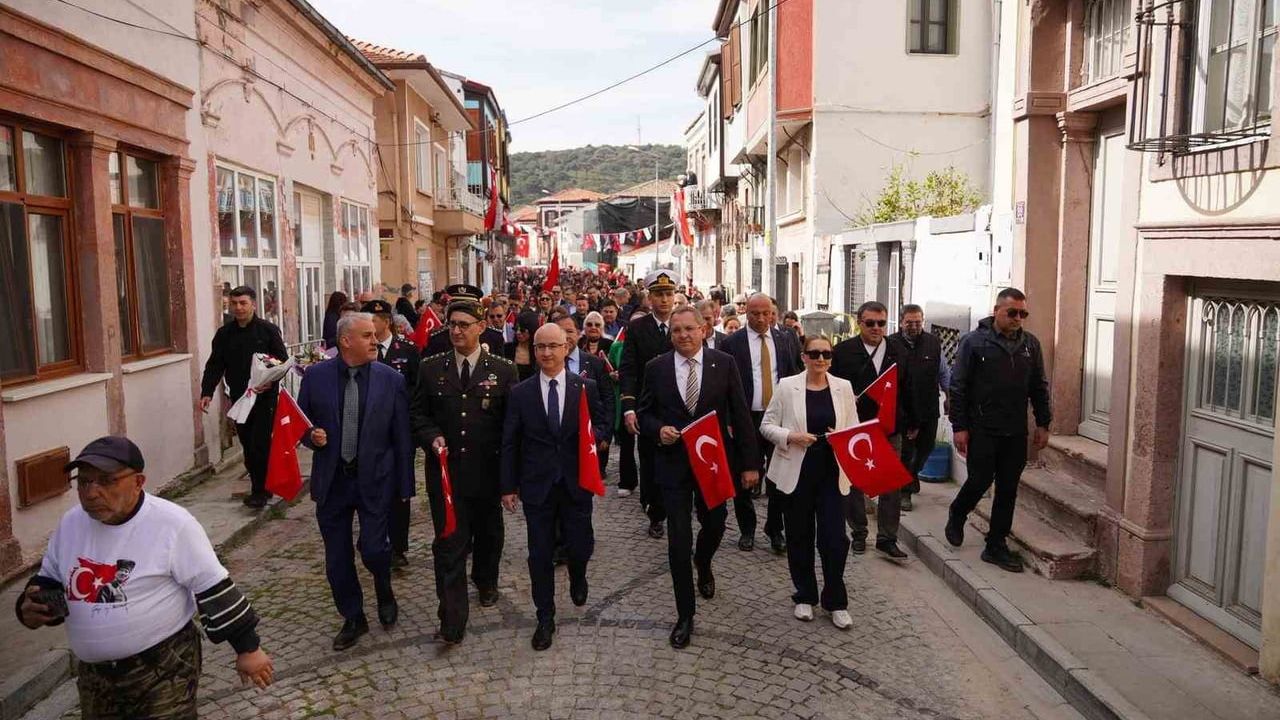 Atatürk’ün Ayvalık’a Gelişinin 92. Yıldönümü Törenle Anıldı