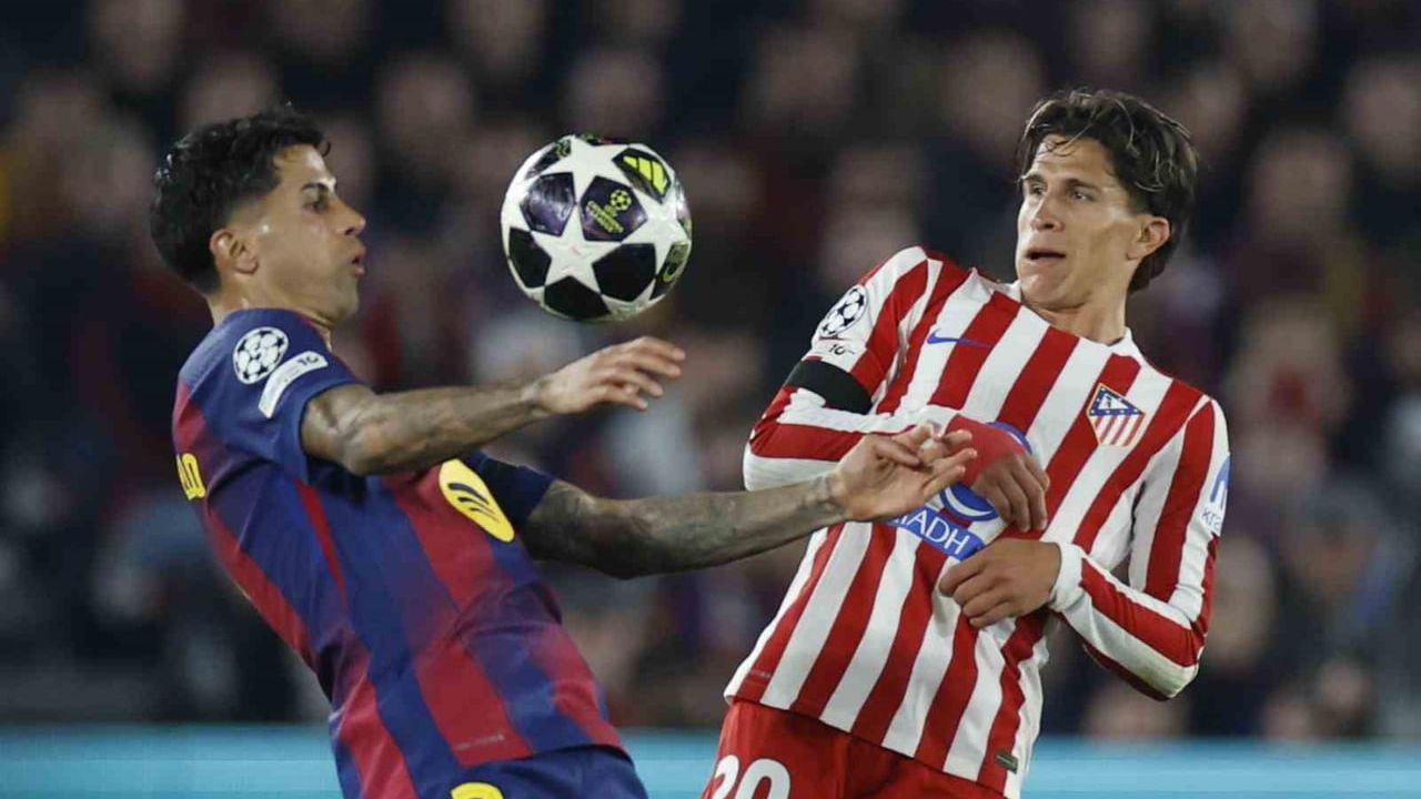 Atletico Madrid, Barcelona’yı 2-0 mağlup ederek çeyrek final rövanşı için avantaj sağladı