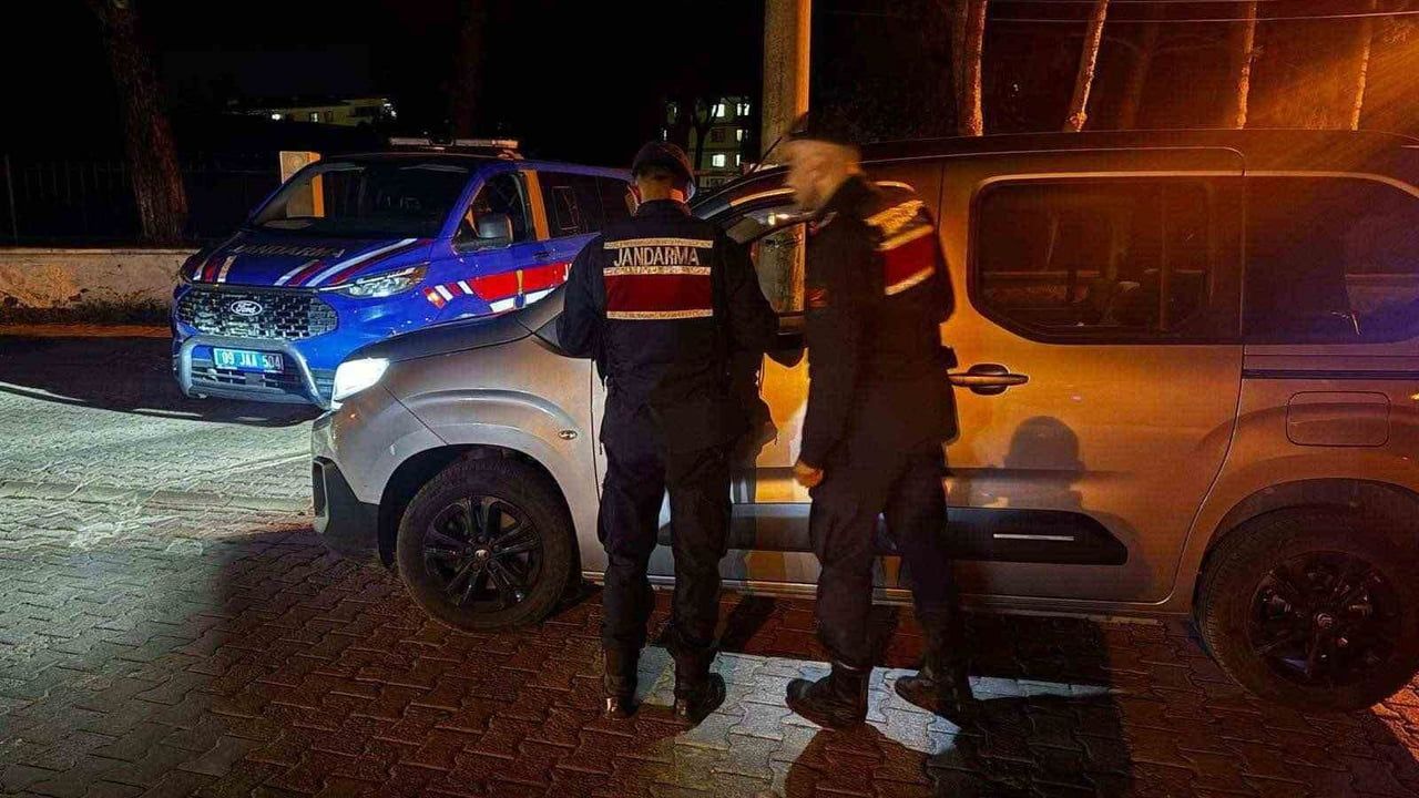 Aydın'da 'Çember-120' operasyonu: 3 günde 64 aranan şahıs yakalandı