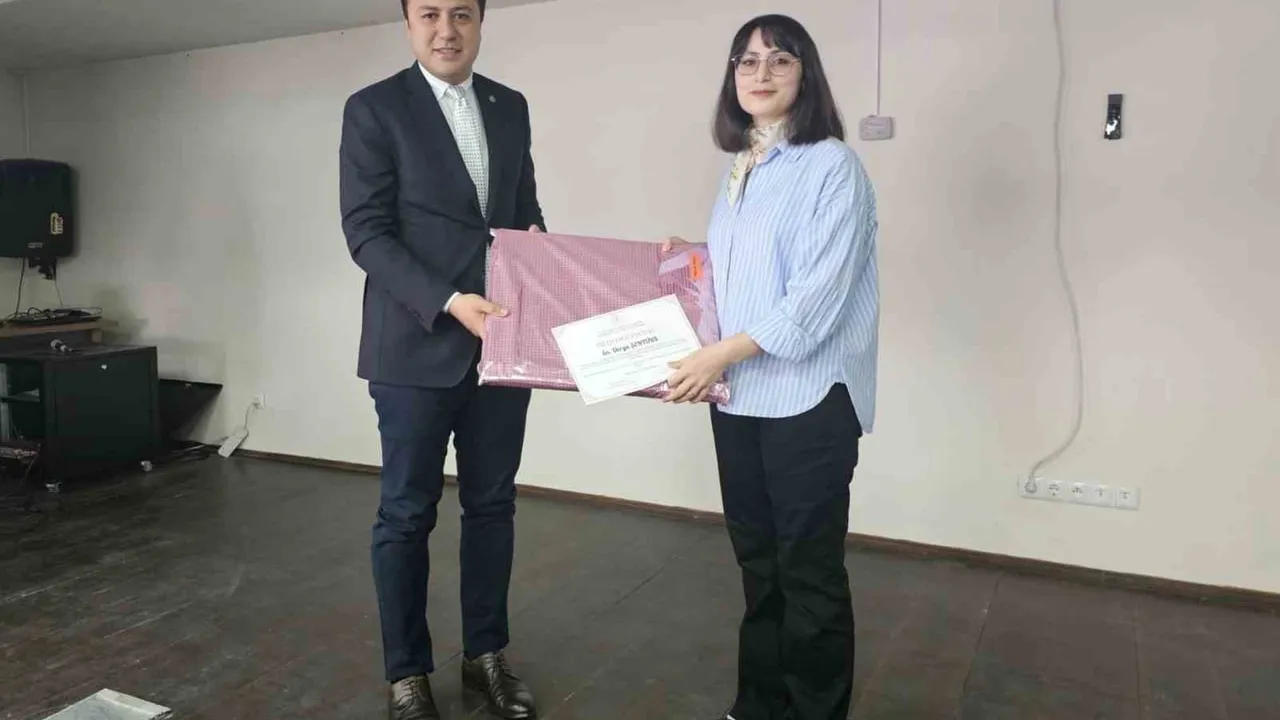 Aydıntepe'de Kütüphane Haftası programı: Dereceye giren öğrencilere ödül