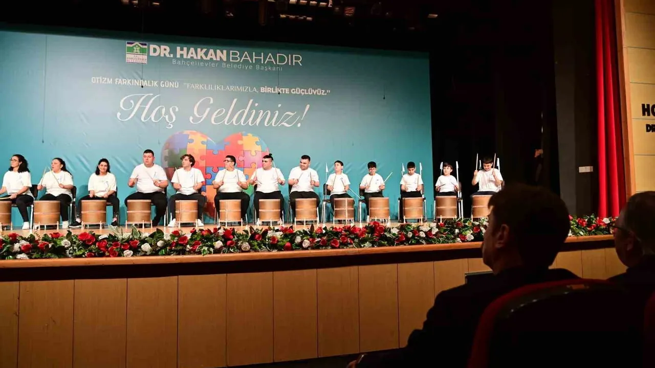 Bahçelievler'de Otizm Farkındalık Haftası'nda Çocuklar Performans Sergiledi; Yeni Otizm Merkezi Hazırlığı Açıklandı