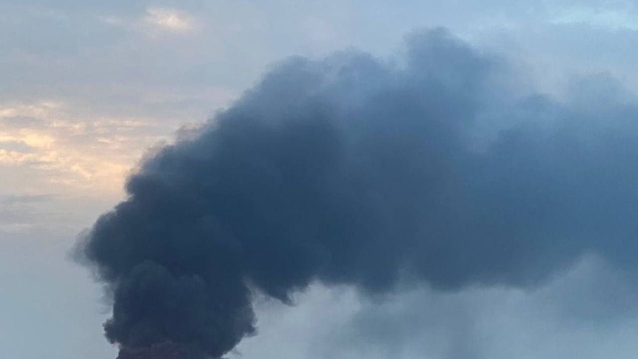 Bahreyn'de İran kaynaklı saldırı sonrası tesiste yangın çıktı, yetkililer soruşturuyor