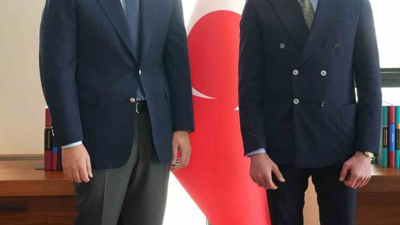 Bakan Ersoy AKM'de Görkem Sevindik ile Görüştü: 'İnsani duruşun yanındayız'