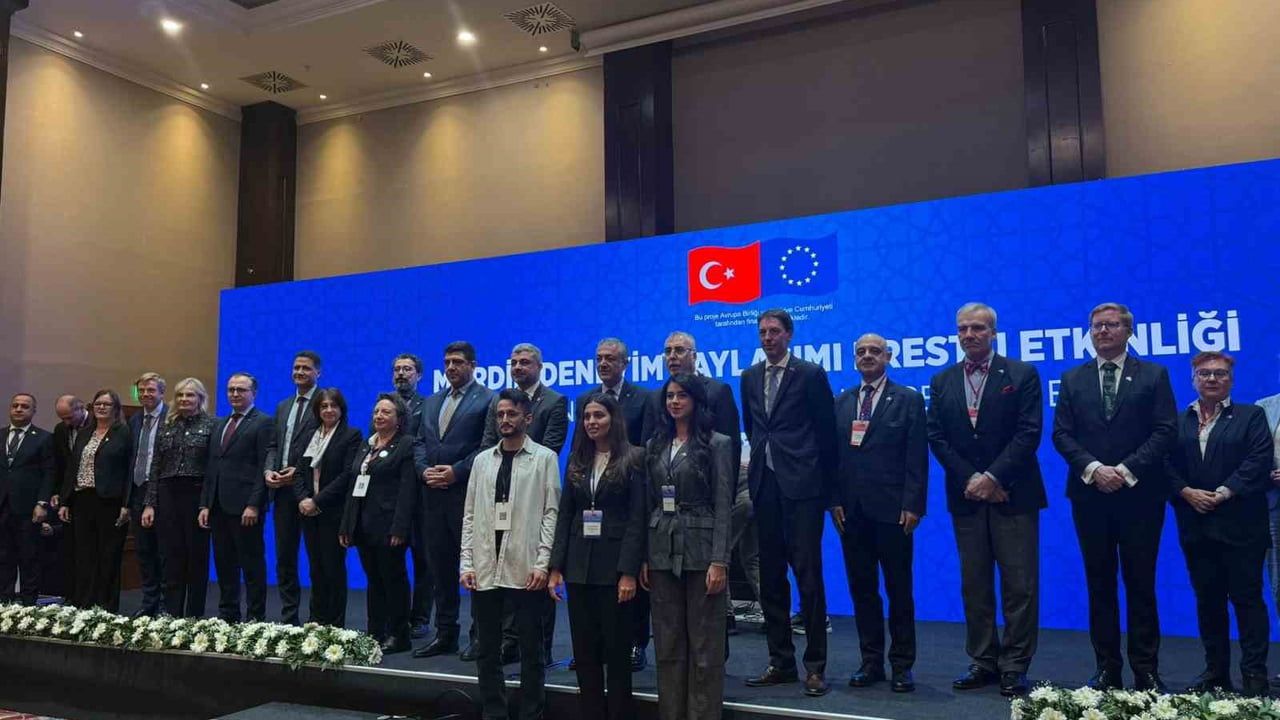 Bakan Işıkhan: 1 milyar euroluk finansmanla 75 ilde bin 200'ün üzerinde proje uygulandı