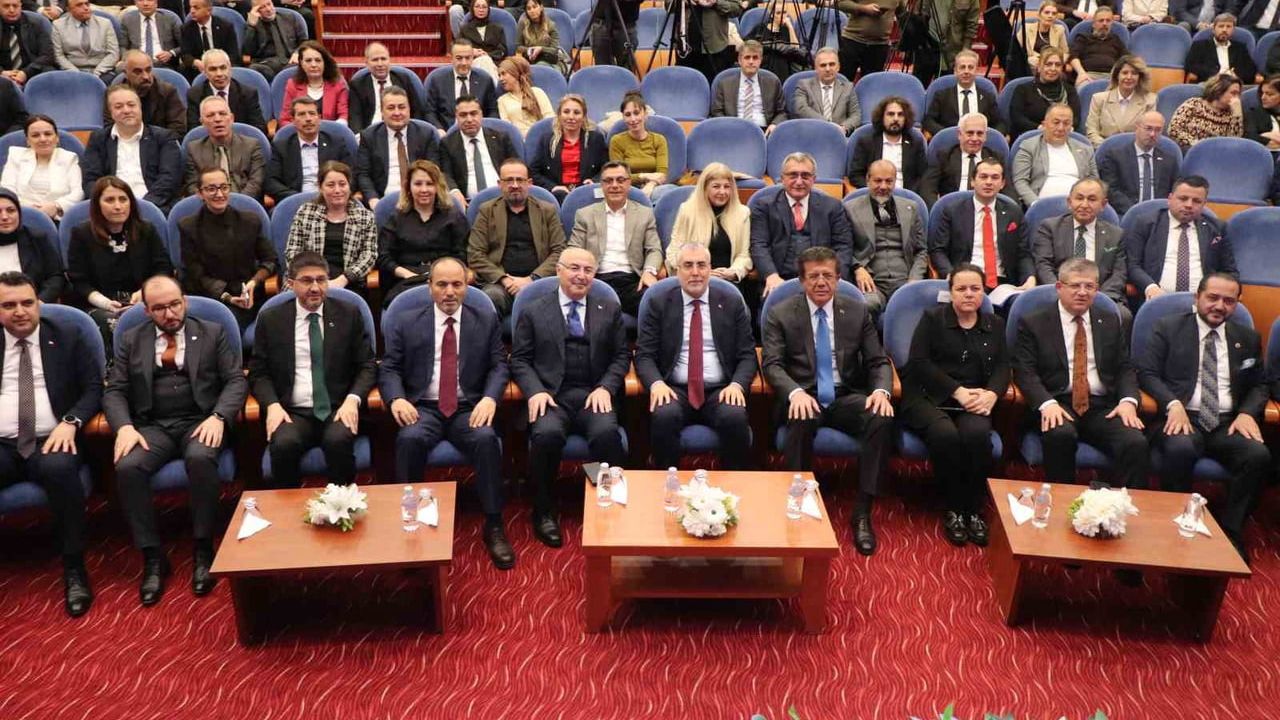 Bakan Işıkhan: GÜÇ Programı ile gençlerin üretime erken katılımı hedefleniyor