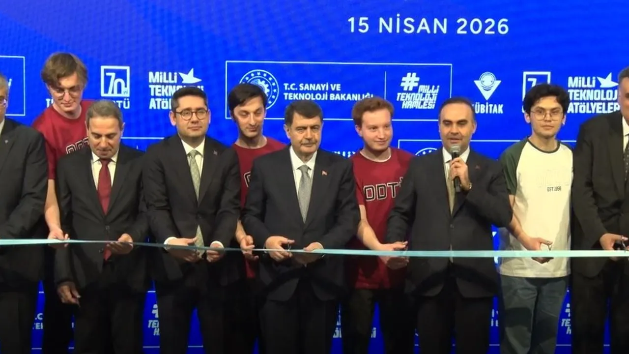 Bakan Kacır: 2002'den bu yana ODTÜ'deki 10 bin 600 öğrenci ve araştırmacıya yaklaşık 4,8 milyar lira destek verdik