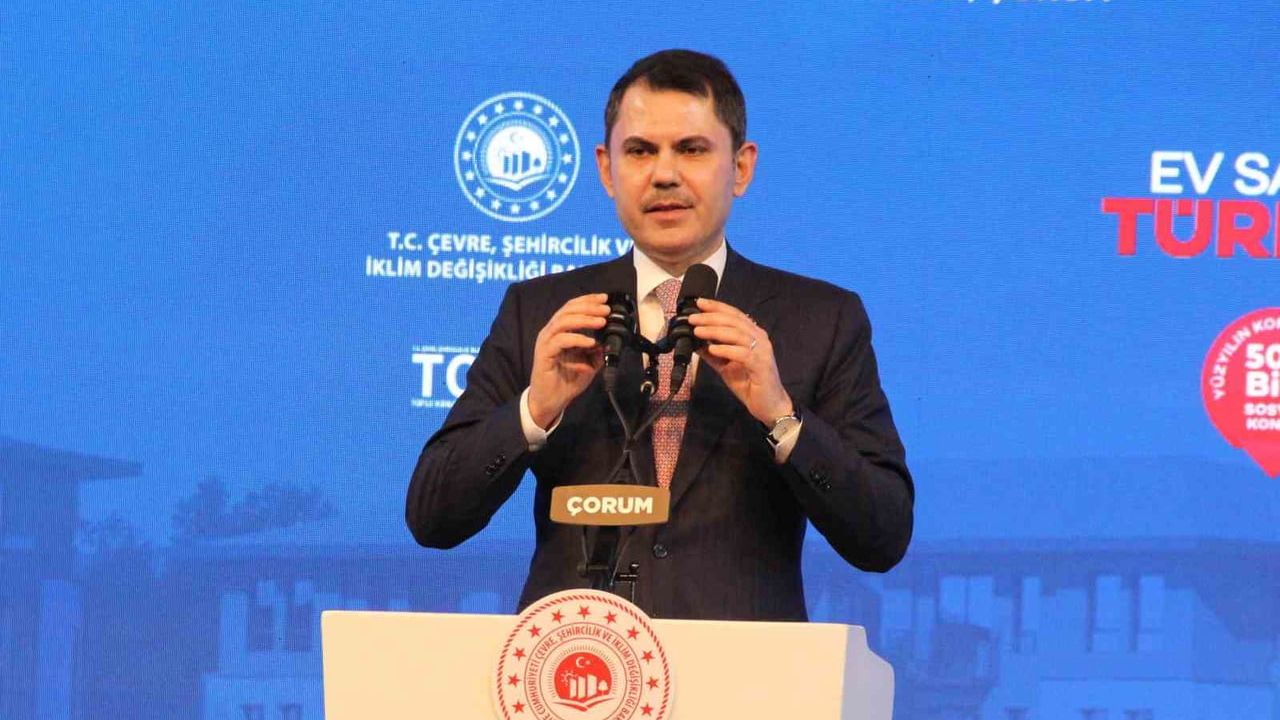 Bakan Kurum: Deprem ve kentsel dönüşüm sloganla değil planla yapılır — Çorum'da 2 bin 867 sosyal konutun hak sahipleri belirlendi