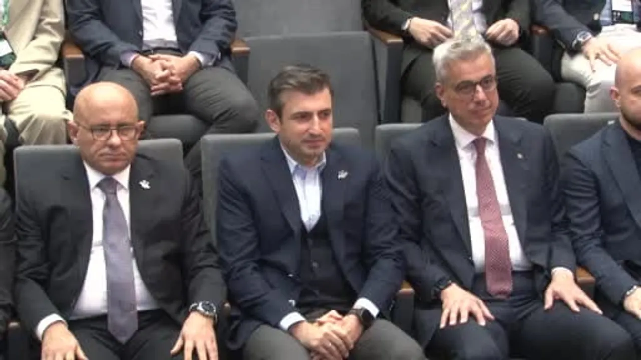 Bakan Memişoğlu: Gökbey Ambulans Helikopterleri Türkiye’nin Sağlıkta Üretim Gücünün Somut Göstergesidir