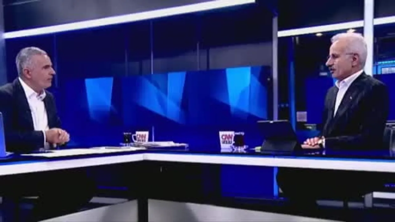 Bakan Uraloğlu: 15 yaş altı sosyal medya düzenlemesi Meclisten geçti