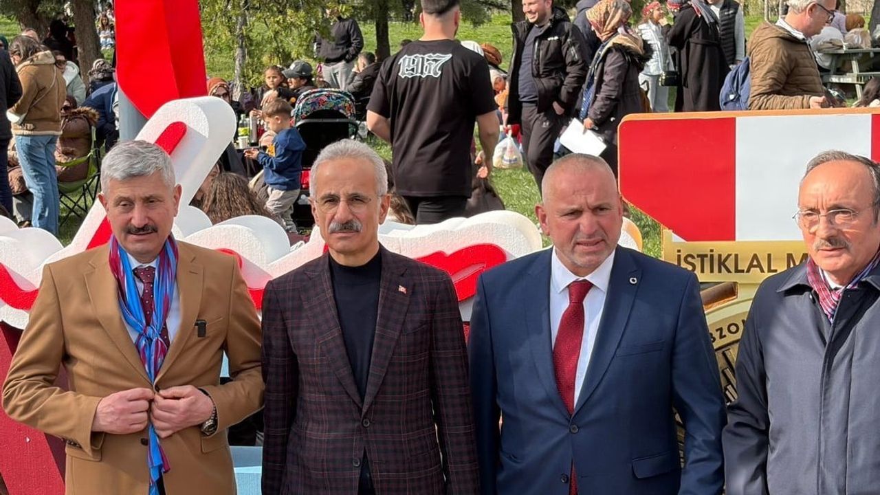 Bakan Uraloğlu: Libya Genelkurmay Başkanı'nı taşıyan uçağın düşüşünde soruşturma sürüyor, sabotaj tespit edilmedi