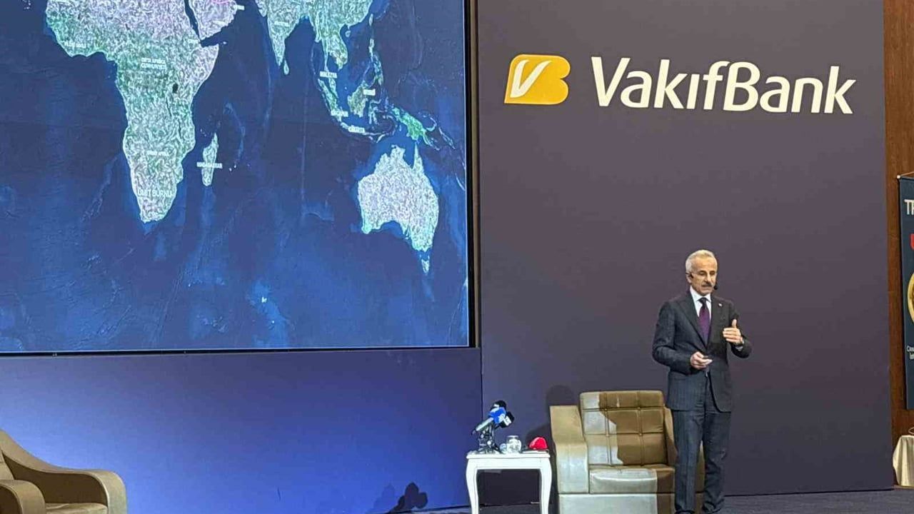 Bakan Uraloğlu: Türkiye'nin 61'inci Havalimanı Trabzon'a Yapılacak