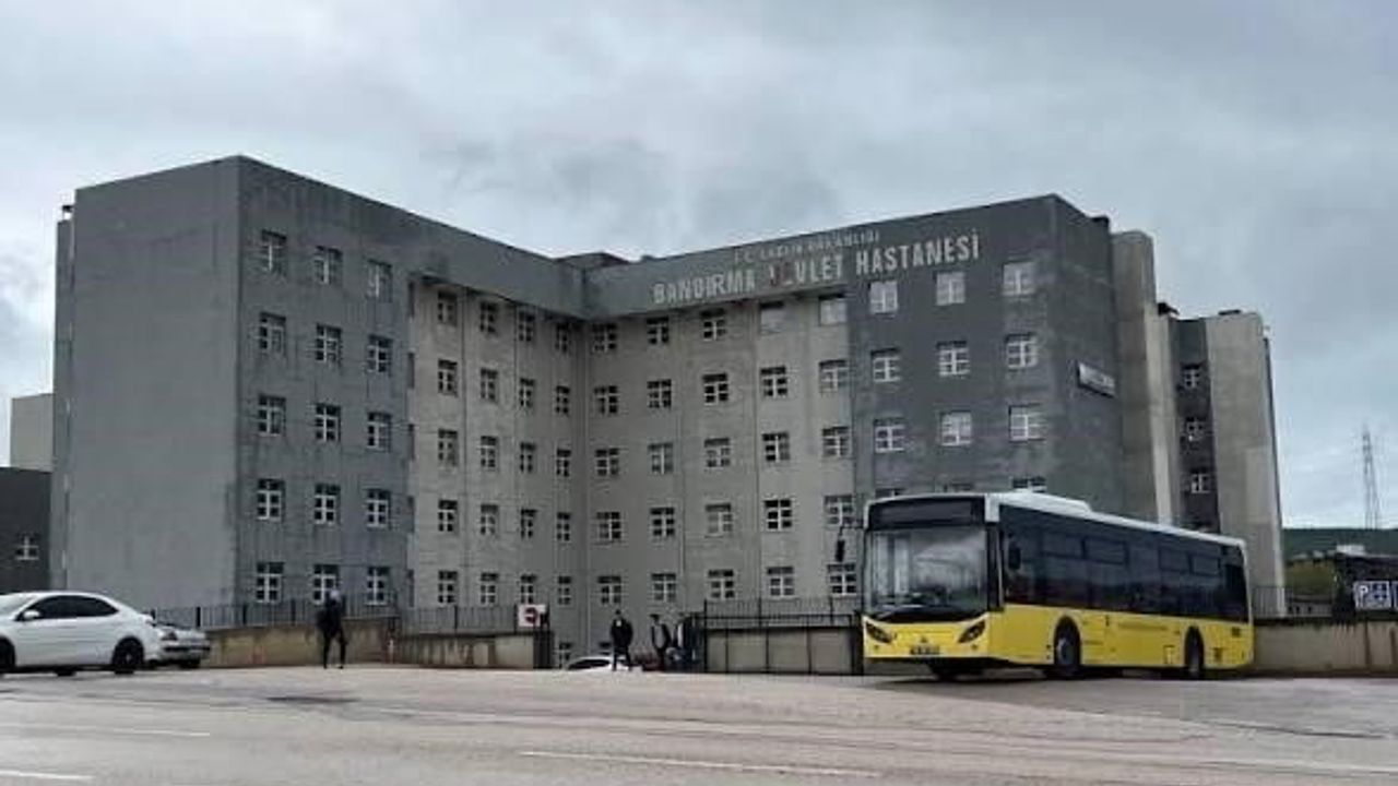 Bandırma’da taziye evinde fenalaşan 24 yaşındaki genç yaşamını yitirdi