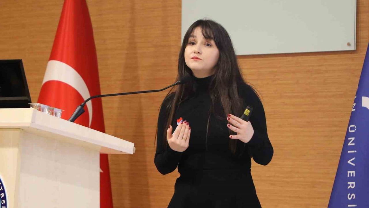 BARÜ’de 'Tanıdan Yetişkinliğe' Paneli: Otizmde Erken Tanı ve Süreklilik Vurgusu