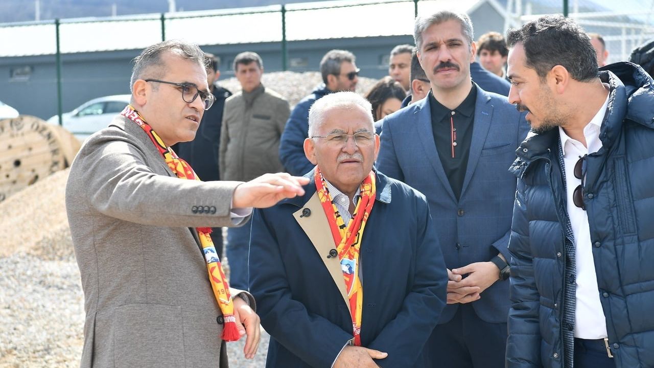 Başkan Büyükkılıç: Erciyes Yüksek İrtifa Kamp Merkezi yeni sezona hazır, atletizm pistinde sona yaklaşıldı