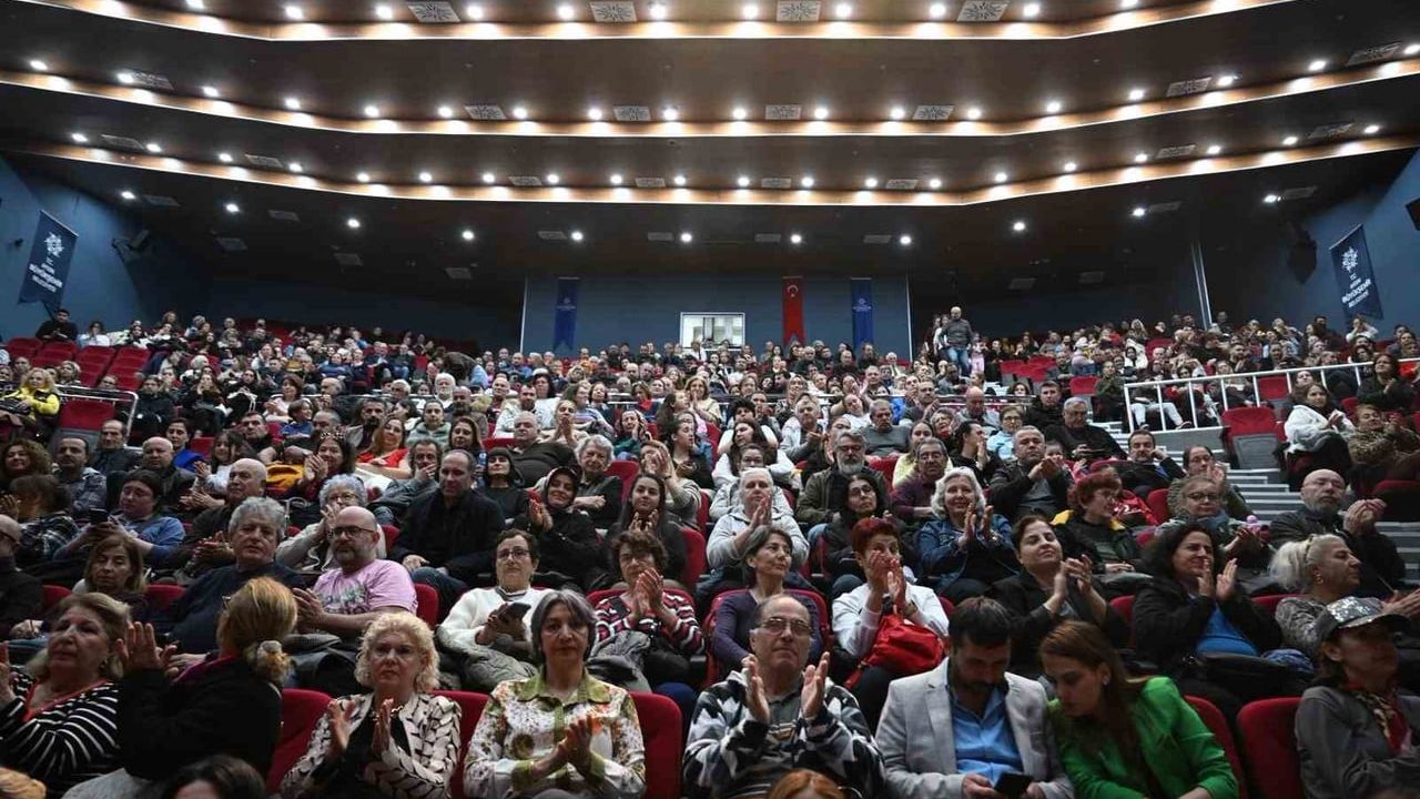 Başkan Çerçioğlu, Didim ve Nazilli’de 'İyi Delirdik' ile vatandaşlarla buluştu