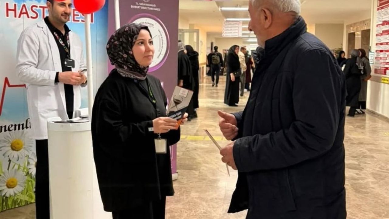Bayburt Devlet Hastanesi'nde 1-7 Nisan Ulusal Kanser Haftası Etkinlikleri