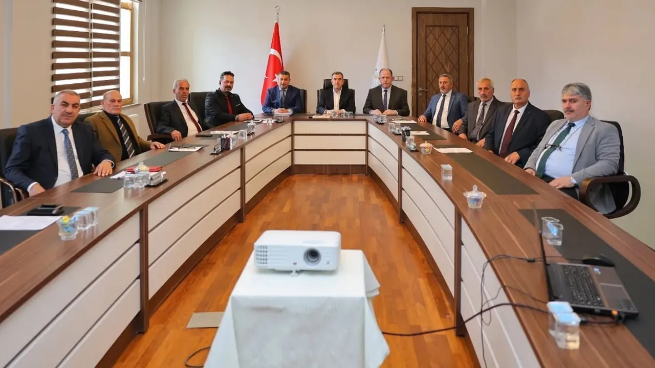 Bayburt İl Genel Meclisi'nde yatırımlar ve kurumlar arası iş birliği ele alındı