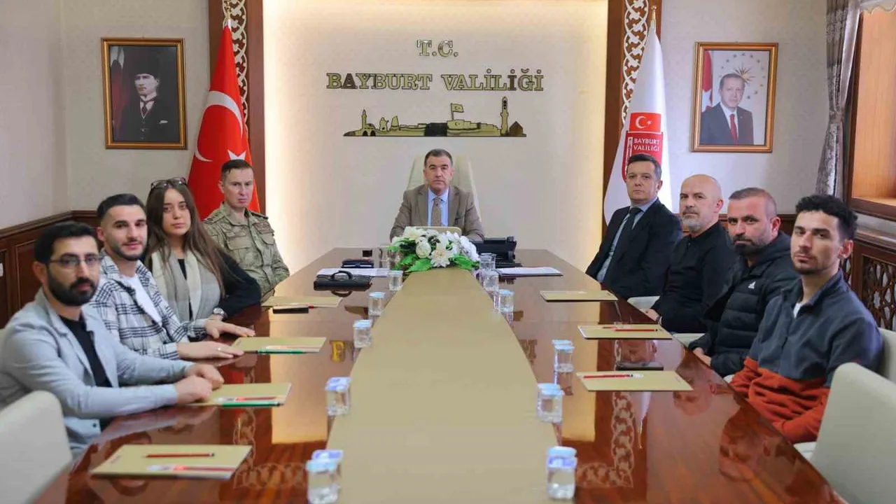 Bayburt'ta Mart Ayı Asayiş Verileri Açıklandı: Vali Eldivan Mart Rakamlarını Paylaştı