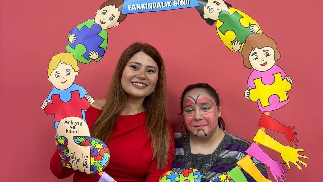 Bayındır'da Otizm Farkındalık Günü'nde Bowling Şenliği Düzenlendi