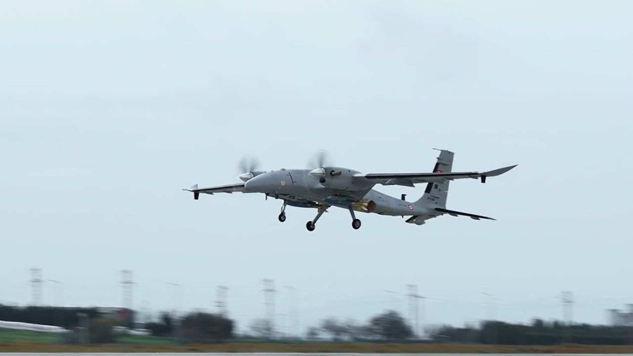 Bayraktar AKINCI TİHA, Kanatlı Güdüm Kiti 82 ile Başarılı Atış Gerçekleştirdi