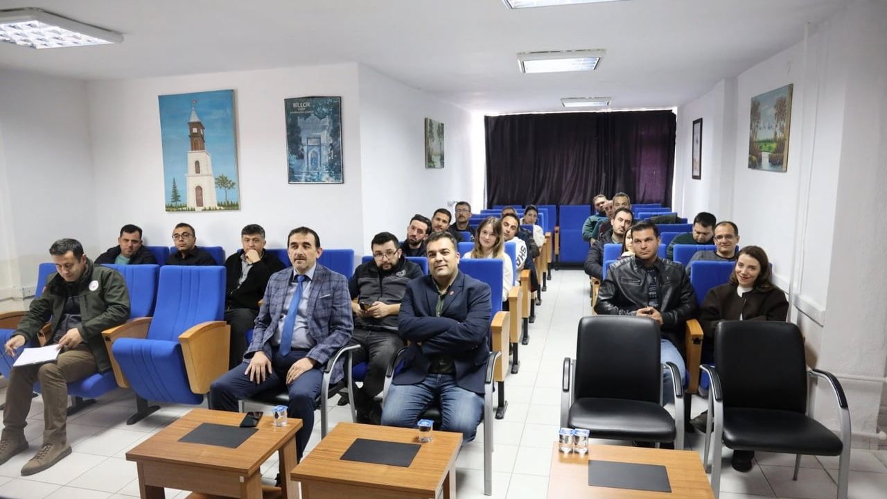 Bilecik'te 2026 Genelgesi Kapsamında Hayvan Hastalıklarıyla Mücadele Bilgilendirme Toplantısı